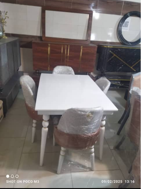 ست ناهارخوری هانزو؛ طراحی کلاسیک و لوکس